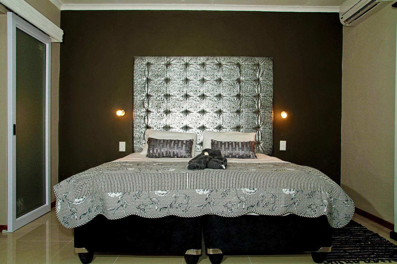 Village Boutique Hotel Otjiwarongo Luaran gambar
