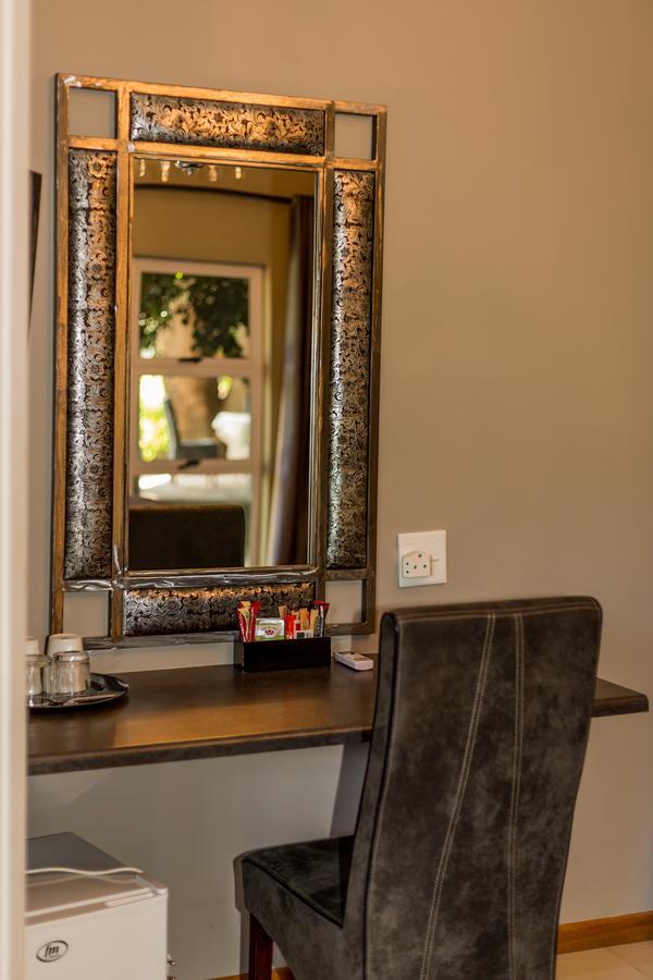 Village Boutique Hotel Otjiwarongo Luaran gambar