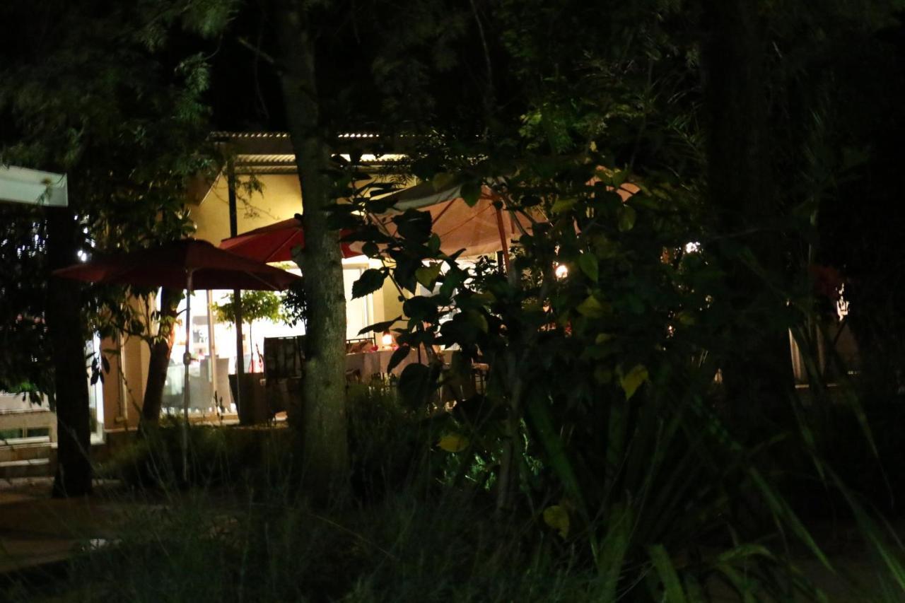 Village Boutique Hotel Otjiwarongo Luaran gambar